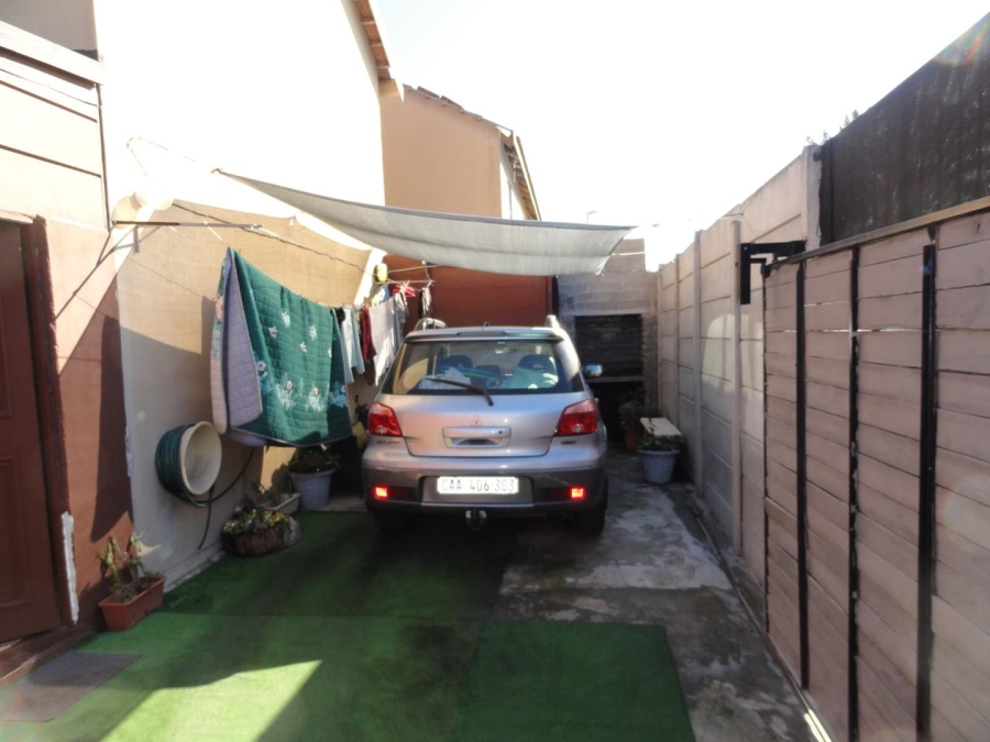 2 Bedroom Property for Sale in Scottsdene Western Cape